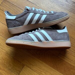 Women’s adidas originals Handball Spezial Shoes!